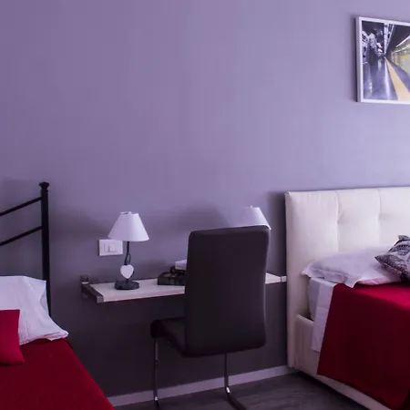 Domus Raffaello לינה וארוחת בוקר 4*