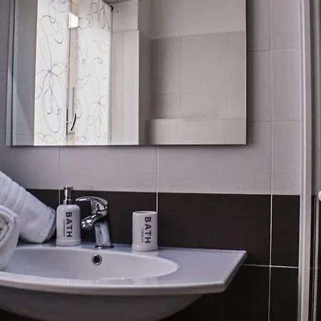 Domus Raffaello רומא