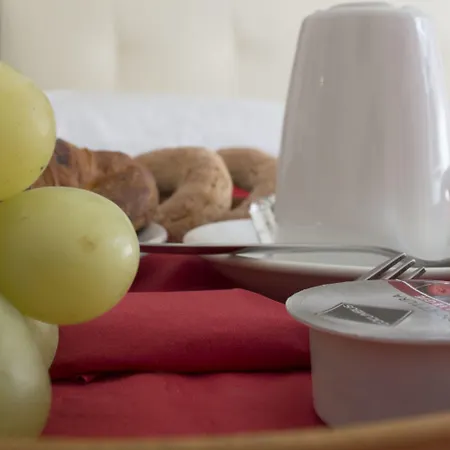 Domus Raffaello לינה וארוחת בוקר רומא