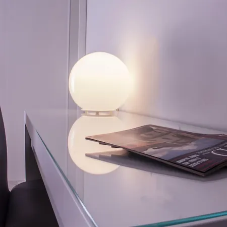 לינה וארוחת בוקר Domus Raffaello 4*