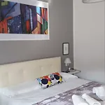 Domus Raffaello 4*