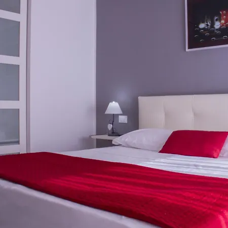 Domus Raffaello 4* Rom