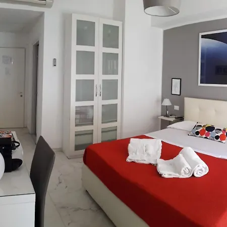 Domus Raffaello 4* Rome