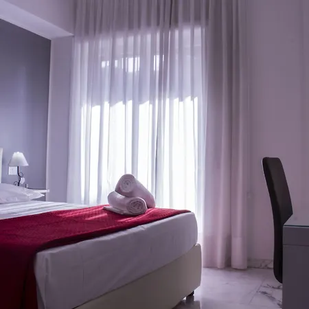 Oda ve Kahvaltı Domus Raffaello 4*
